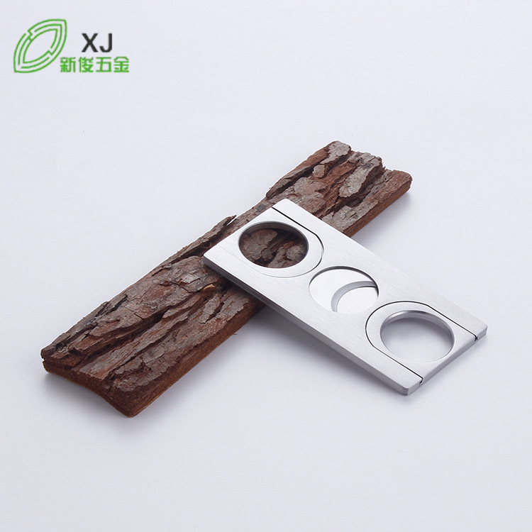 Manufacturer's Spot Wholesale Stainless Steel Double-Edged Cigar Scissors European and American Portable Cigar Cutter Cigar Cutter