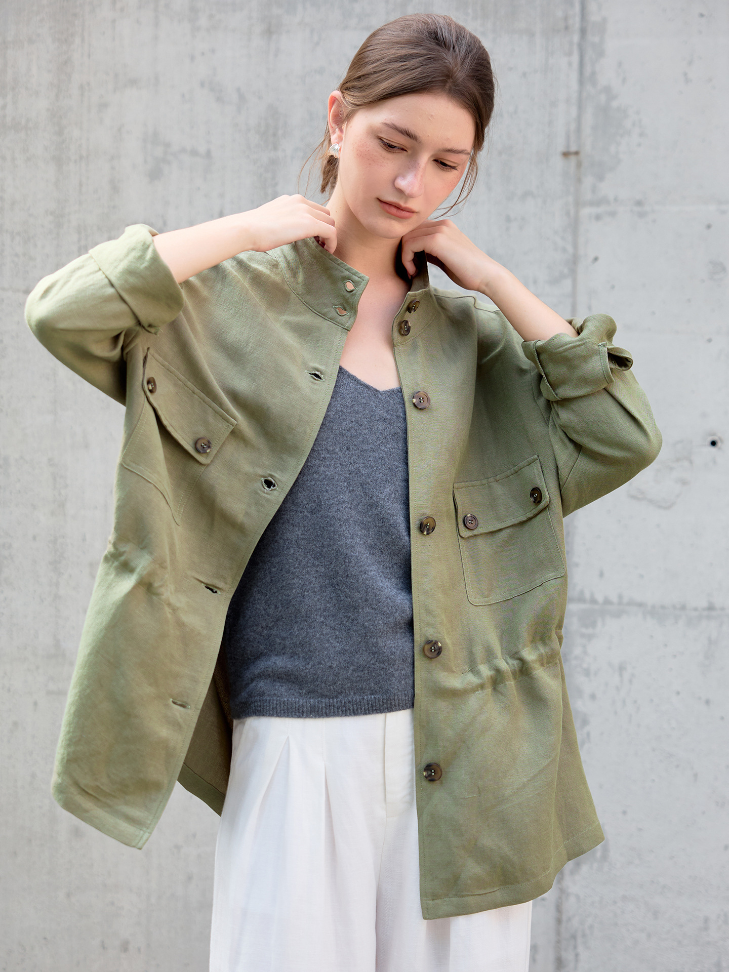 Linen Workwear Trench Coat with Oversized Lapel Shirt, 2026 Spring Niche Style, Waist-Cinching Linen Old Money Style Army Green Cotton-Linen Jacket
