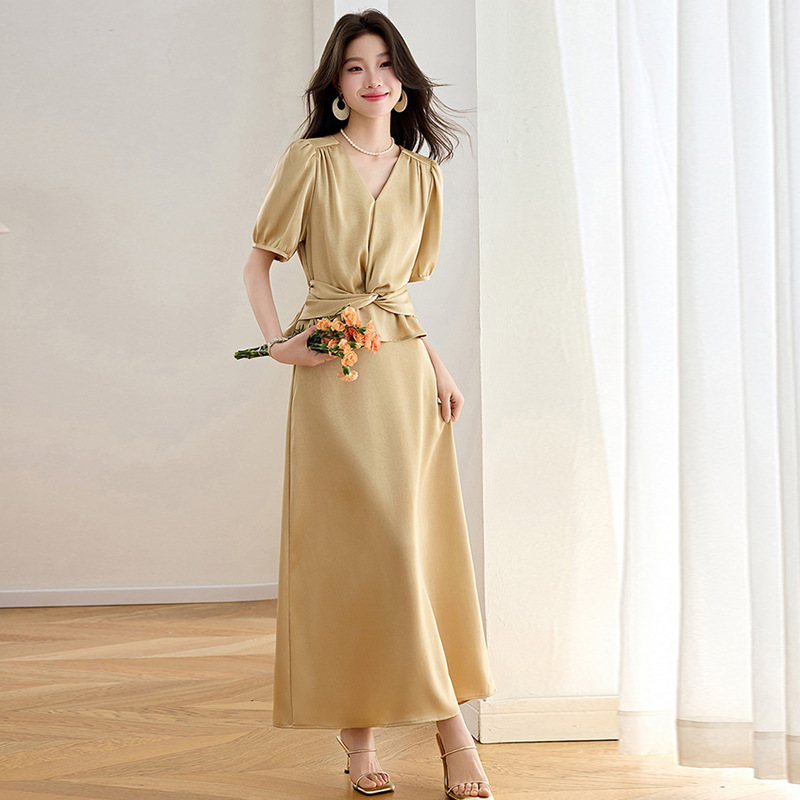 French V Neck Tie-Waist Short-Sleeved Shirt and Skirt Suit for Women 2026 Summer New Style Elegant and Mature Two-Piece Set