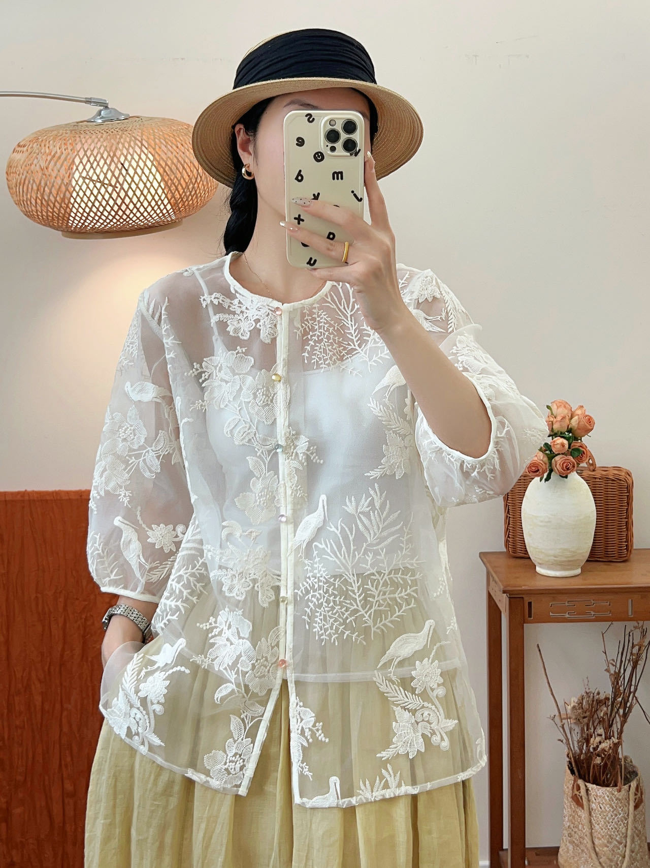 2026 Spring/Summer Thin Lace Embroidery Half-Sleeve Loose Casual Top New Style National Style Half-Sleeve Jacket