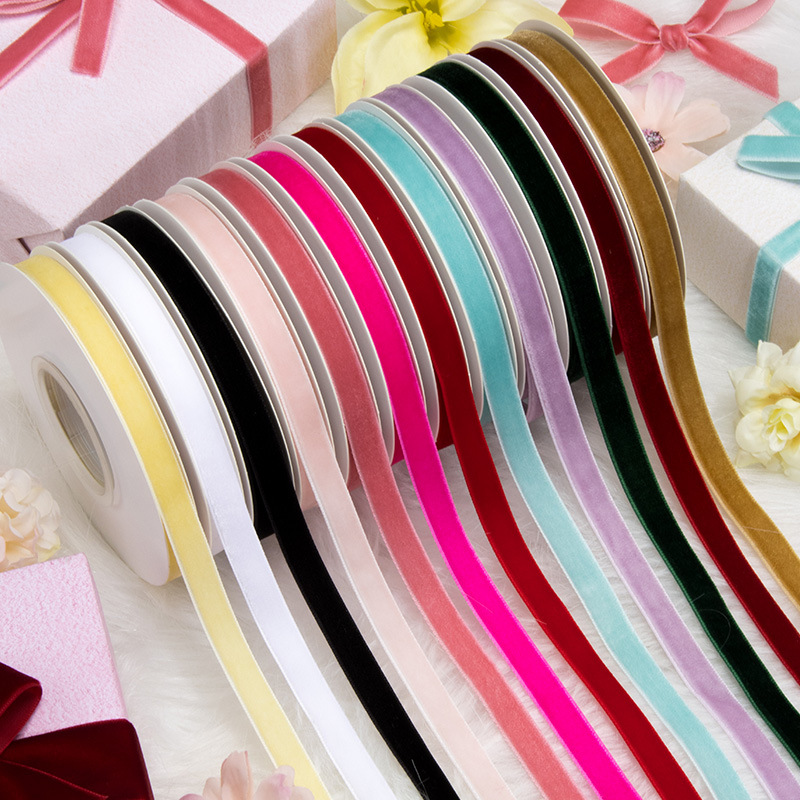 Rd Velvet Ribbon with Floral Design for Cake Decoration, Christmas Decoration, Flower Wrapping, Handmade Jewelry Packaging, Velvet