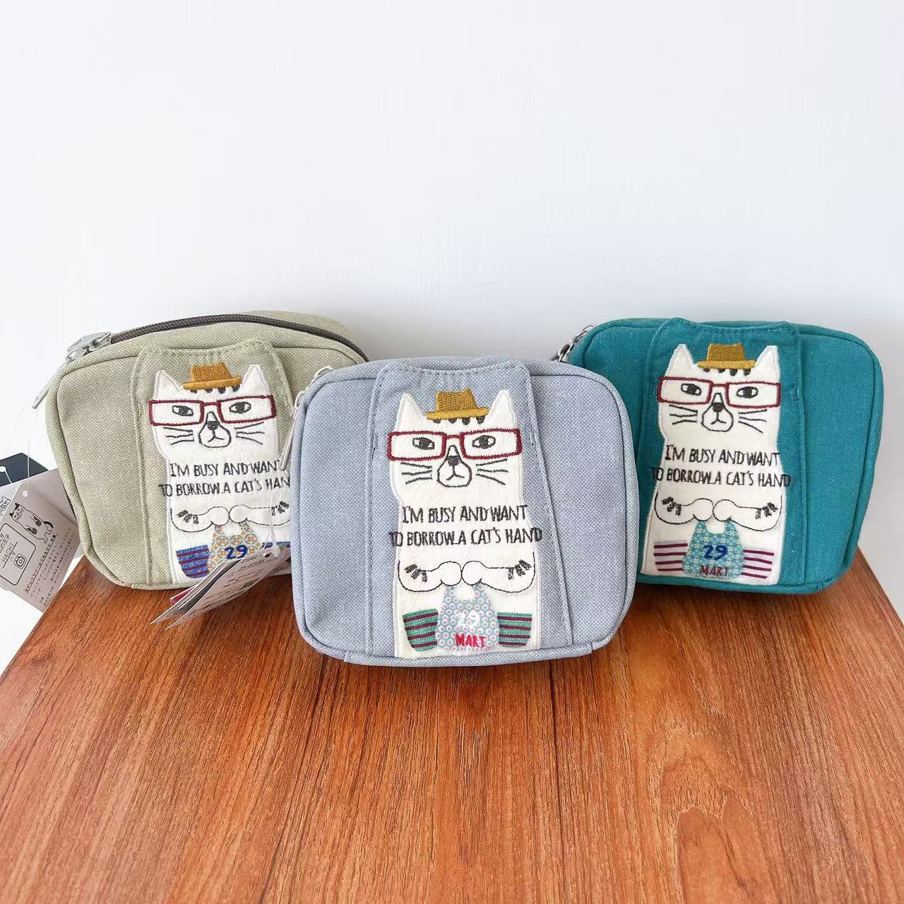 Japan Kusuguru Genuine Embroidered Cat Coin Purse Cosmetic Bag Canvas Clutch Bag Small Item Cosmetics Bag 400