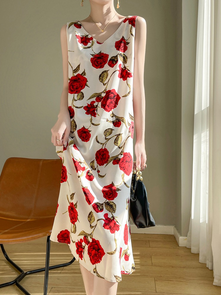 Floral Silky Satin V-Neck Suspender Dress Summer New Style Imitation Silk Elegant Design Sleeveless Long Dress for Women