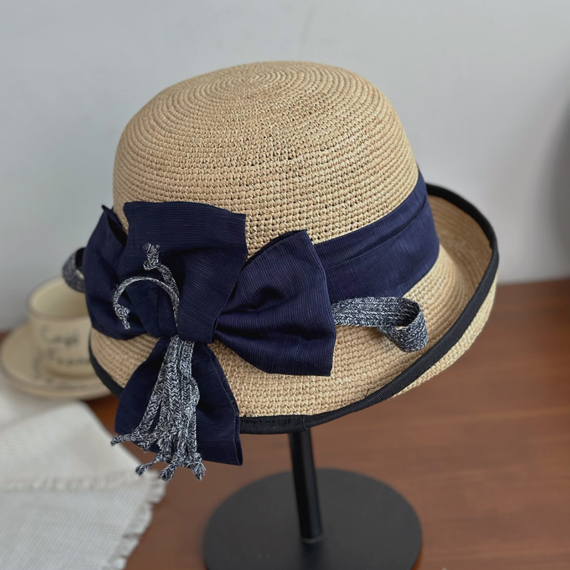 Sunshade Curled Lafite Straw Hat Women's Summer French Hepburn Style Elegant Flower Fisherman Hat for Travel and Holiday Sun Protection Basin Hat