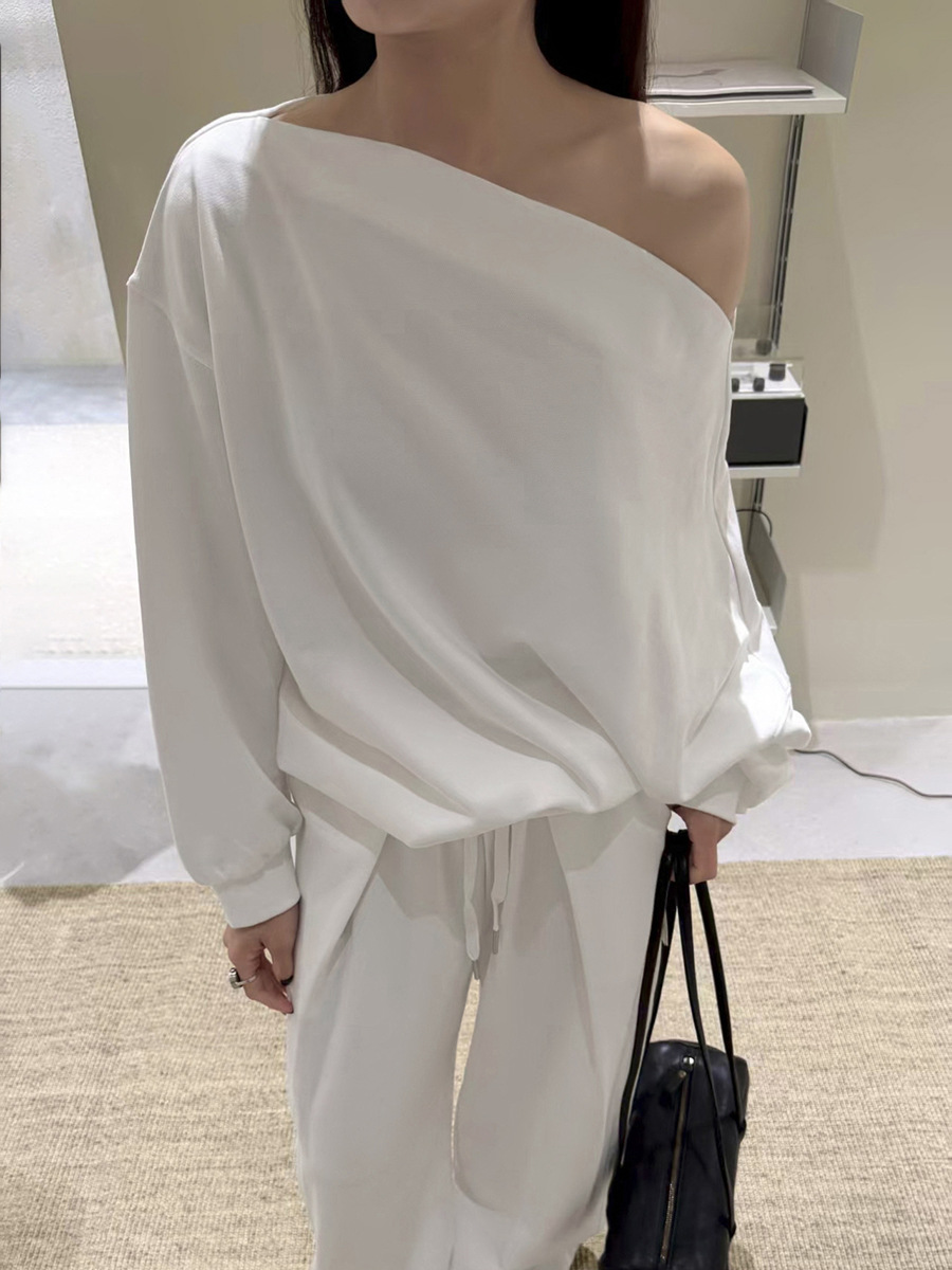 Love and Nancy Thirteen Lines 2026 Summer Korean Style Off-Shoulder Design Pure Cotton Breathable Long Sleeve Casual Sweatshirt for Women 04218