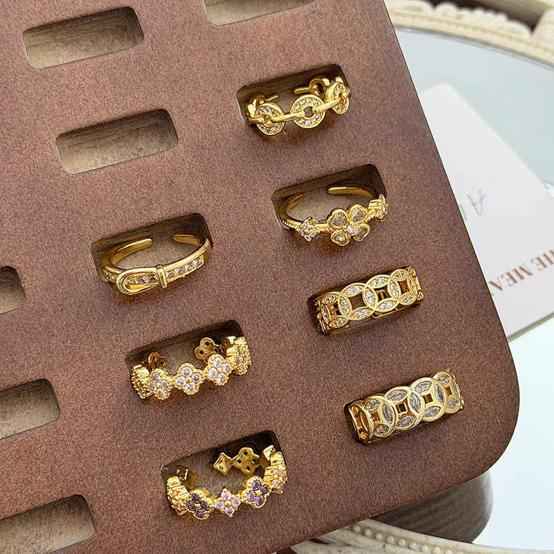 Vintage Light Luxury Gold Chain Hollow Clover Inlaid with Diamonds and Zircon Copper Coin Belt Buckle Open Ring Niche Stackable