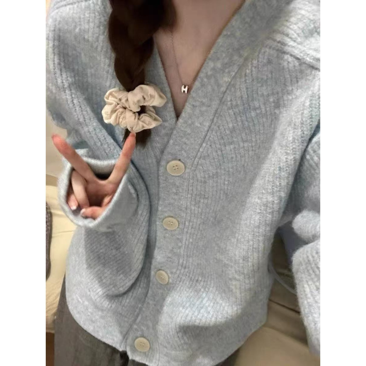 2025 Autumn and Winter Lazy Style Sweet Soft Gentle Blue V-Neck Versatile Loose Knitted Cardigan Sweater Women's Coat