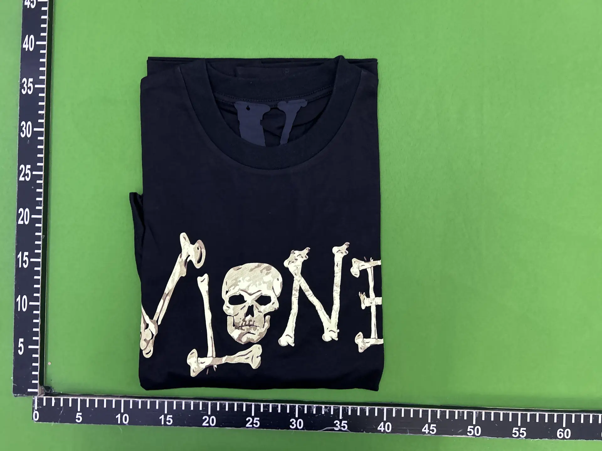 VLONE Bone Font Lost Bone Big V Short Sleeve Tee