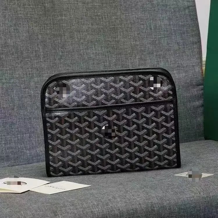 Goyard Pouch