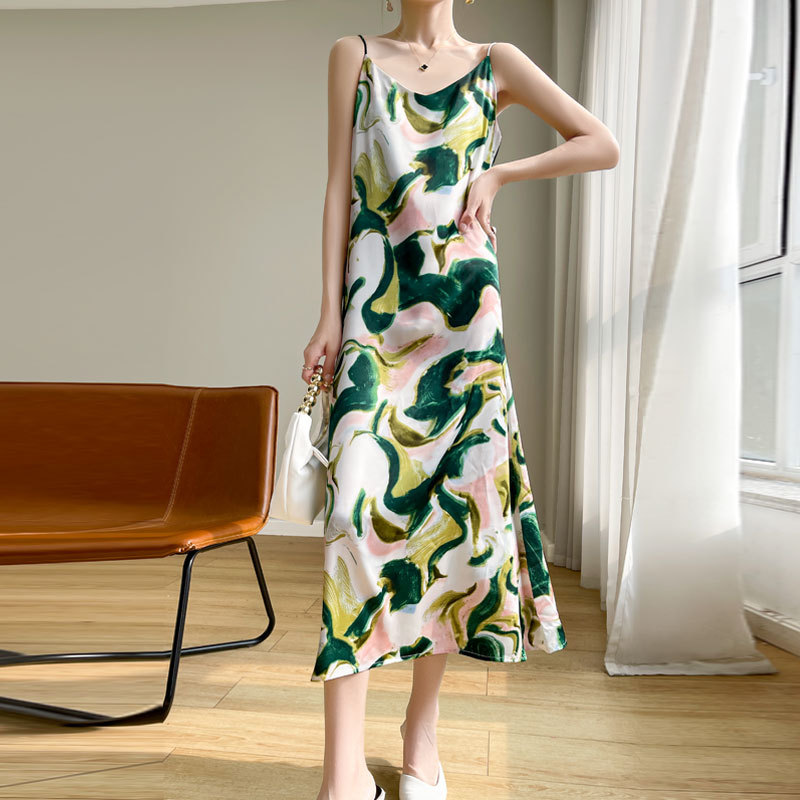 2026 Spring New Style French Classy Acetate Satin Suspender Dress for Women with Floral Print Summer Slimming Look V-Neck A-Line Long Dress
