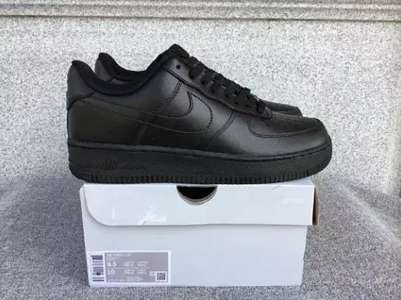NIKE AIR FORCE 1 LOW BLACK