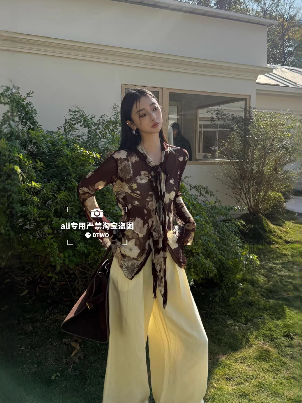 Dtwo Spring and Summer New Original Design Women's Wholesale Printed Ribbon Long-Sleeve Top 6121063