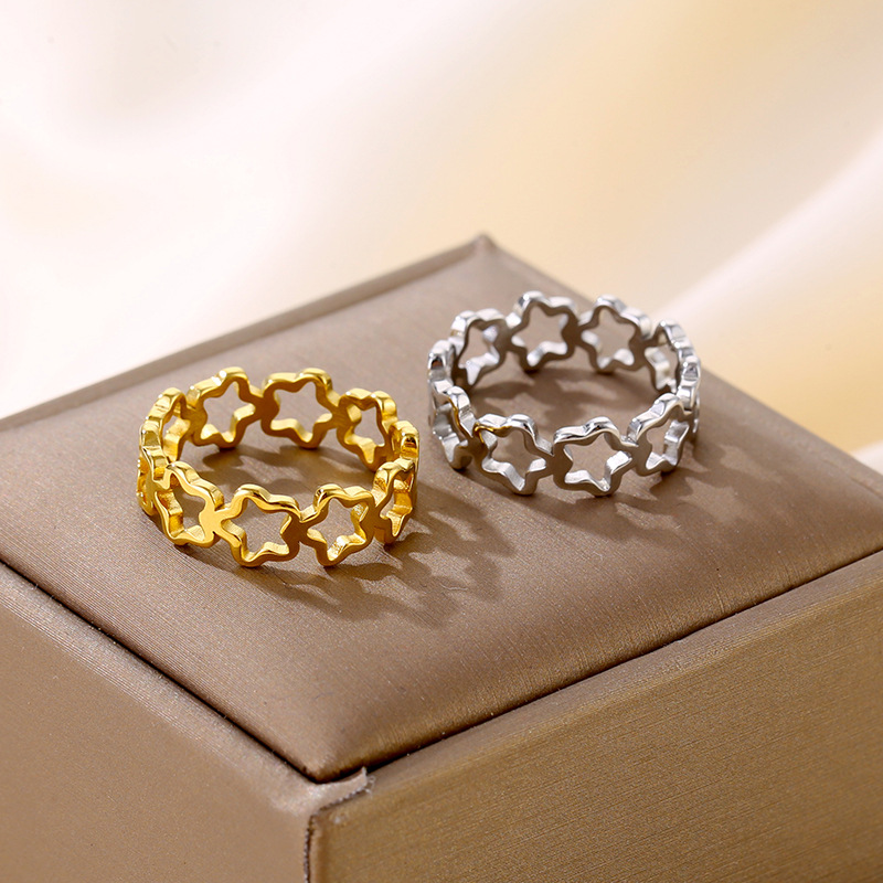 Cold Style Summer Simple Flower Titanium Steel Ring 18K Gold Index Finger Tail Ring Personalized Small Flower Stainless Steel Does Not Fade