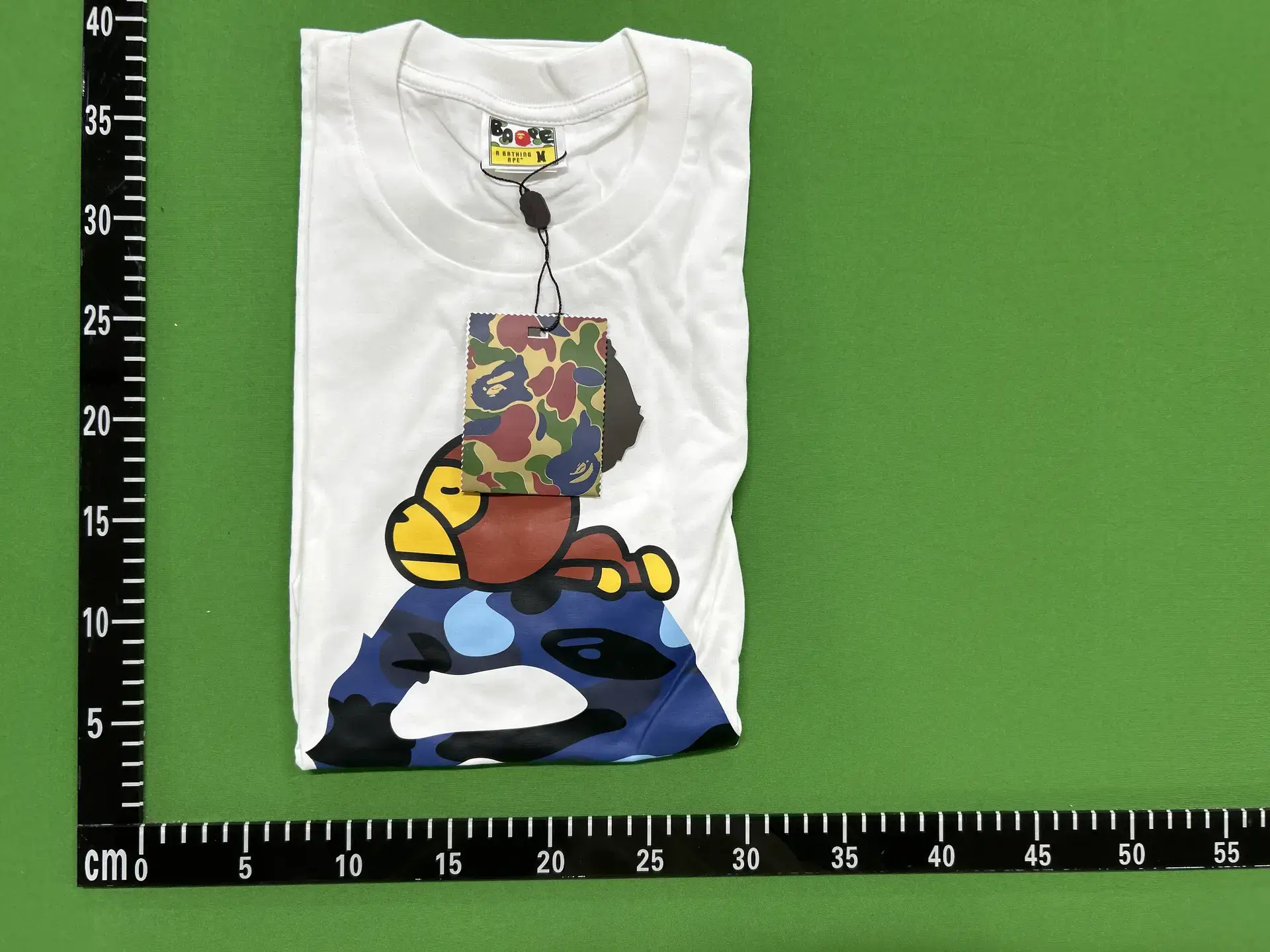 Bape Tshirt 2024Ss Summer Ape Head Little Monkey Camouflage Men's and Women's Same Style Short-Sleeved Round Neck T-Shirt for Men