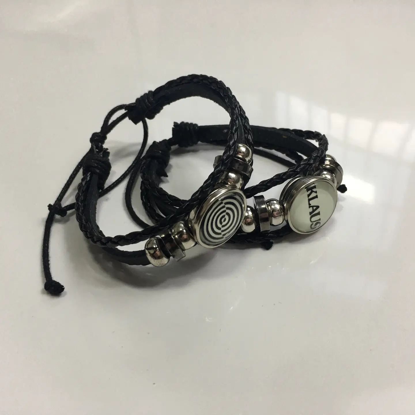 [Buy One, Get One Free] Independent Undercover Swirl Bracelet, Unisex Cleanfit