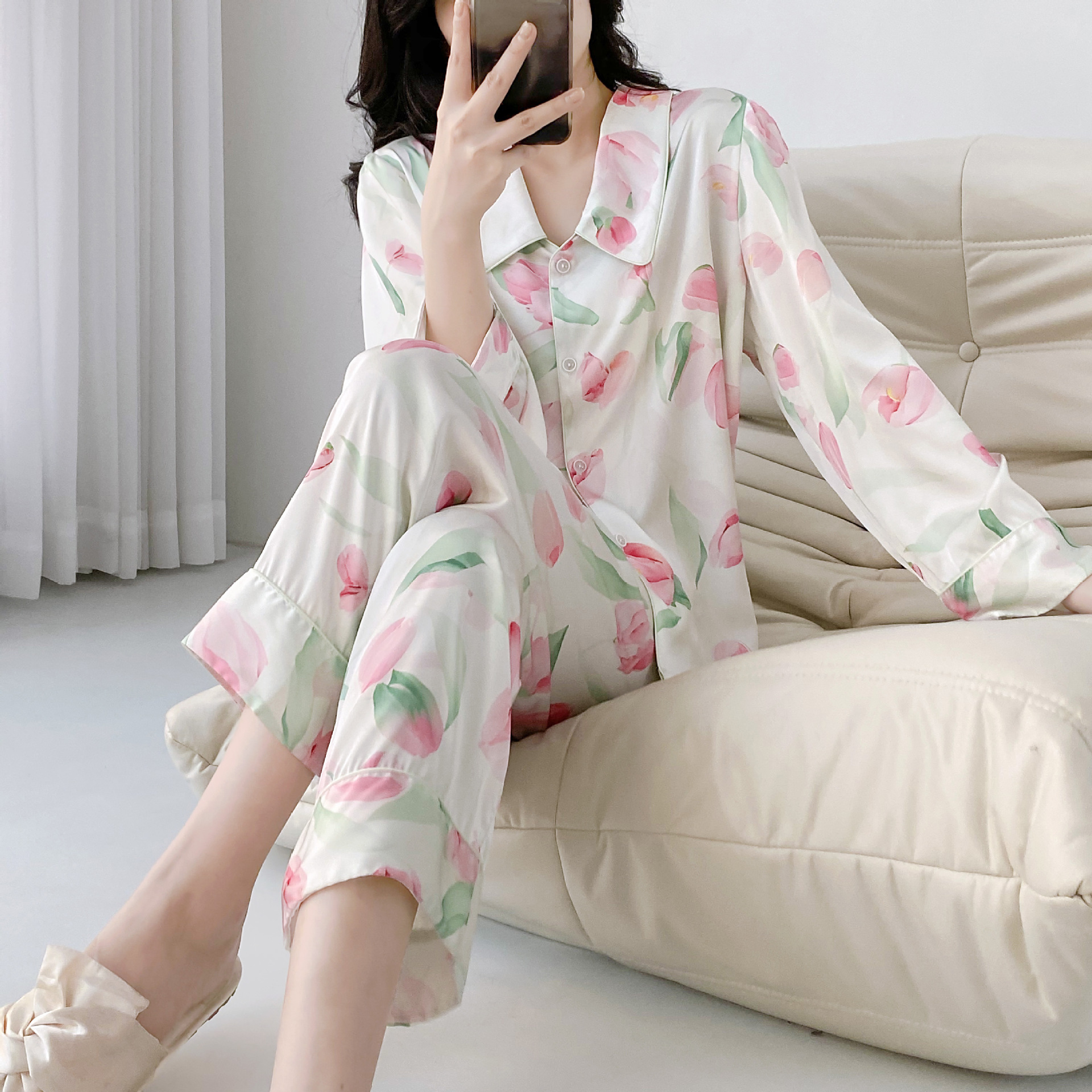 2024 spring and summer new pajamas women's thin ice silk long-sleeved trousers artificial silk home Wear factory direct sales