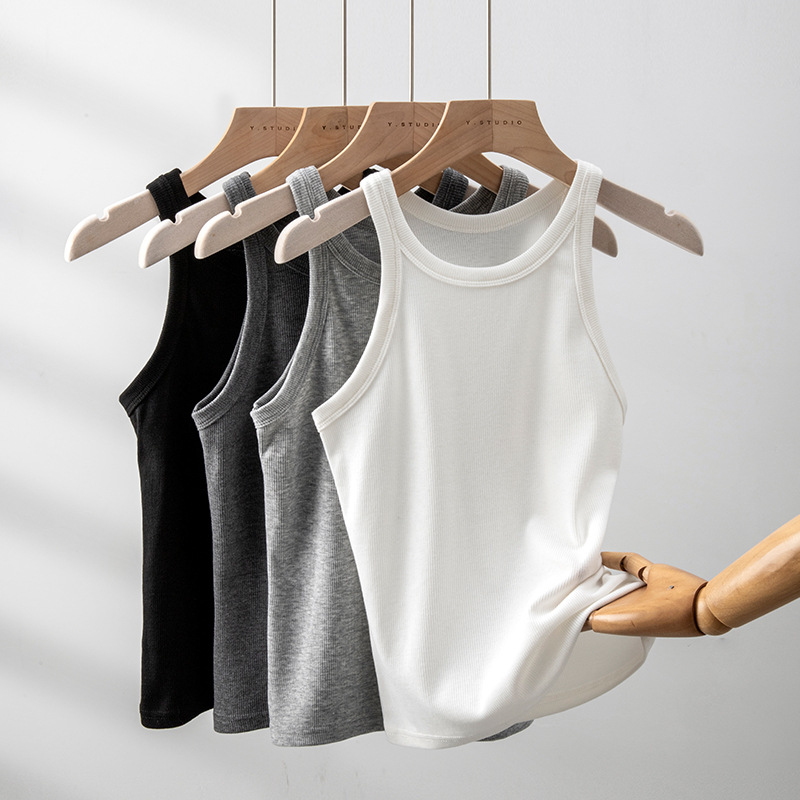White Round-Neck Sleeveless Knitted Camisole for Women, 2026 New Spring/Summer Style, Suitable for Outerwear or Layering, Conceals Side Breasts