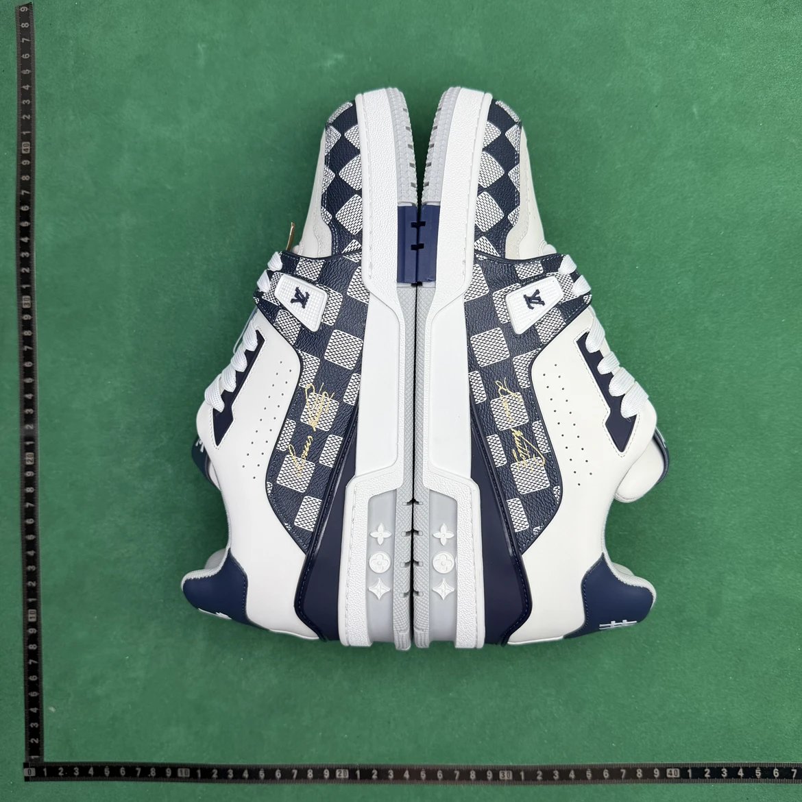 Louis Vuitton LV sneakers