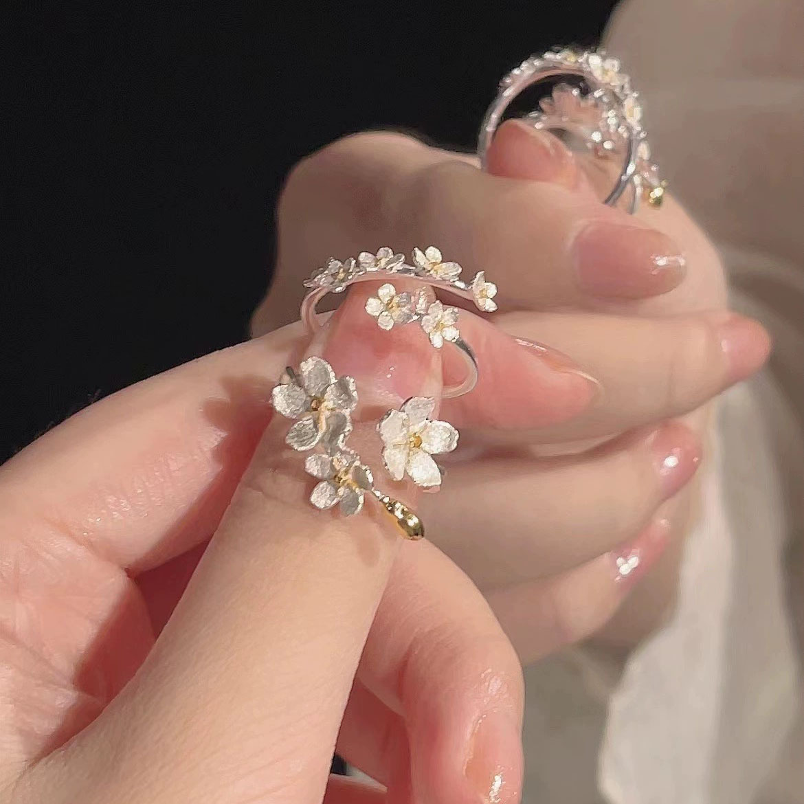 Three-Dimensional Flower Ring, Camellia Bestie Ring, Niche Design, Accessible Luxury, Simple Elegant, Open Adjustment Ring