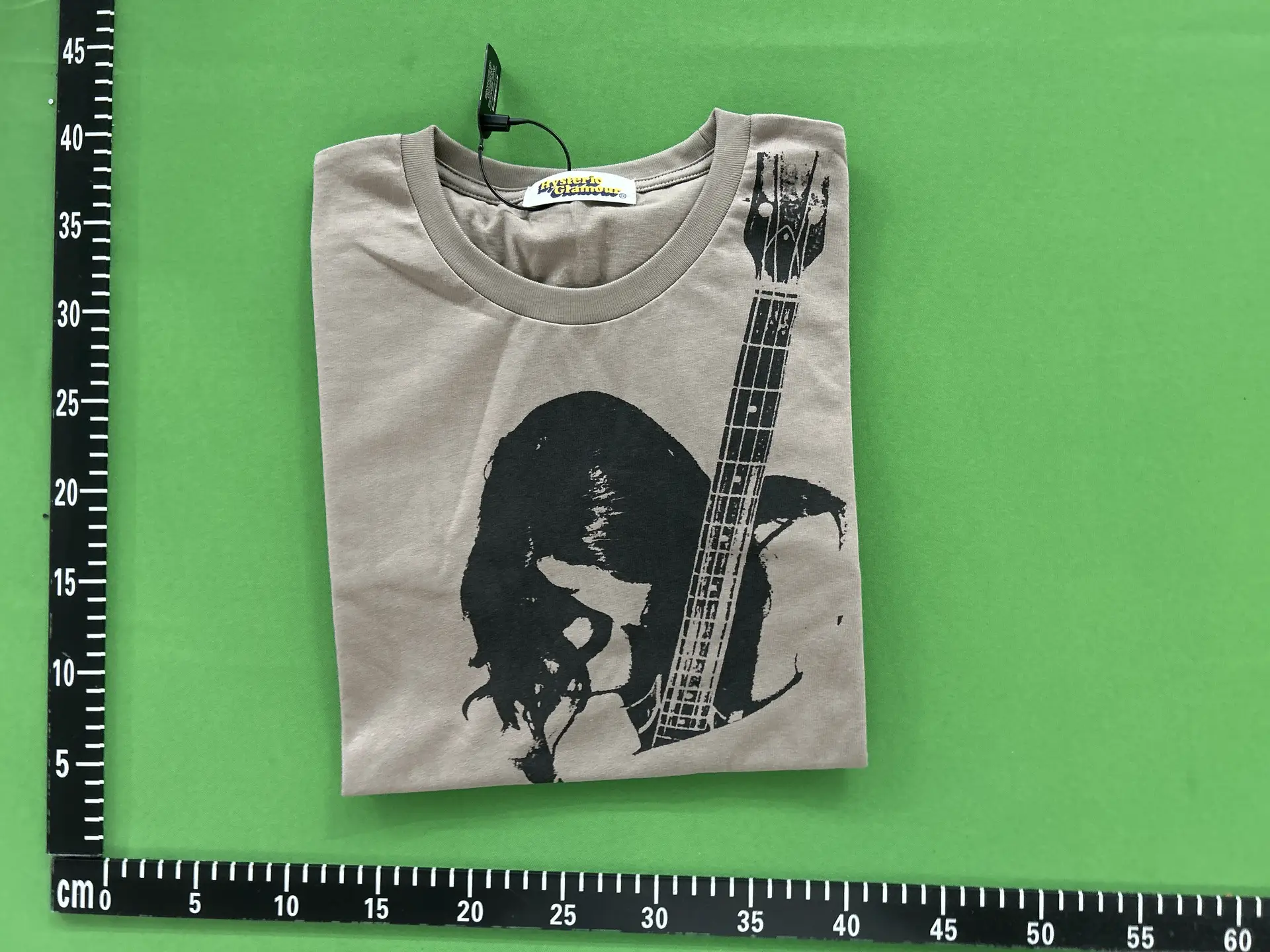 Hysteric Glamour Men's Beige T-Shirt