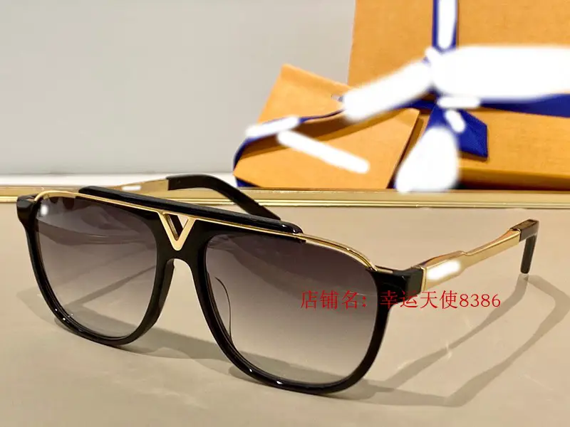 new New arrival Fashion Fashion Men and Women Stylish Carved Driving Sun Eyes European Station Street Photography Flying Toad Sunglasses