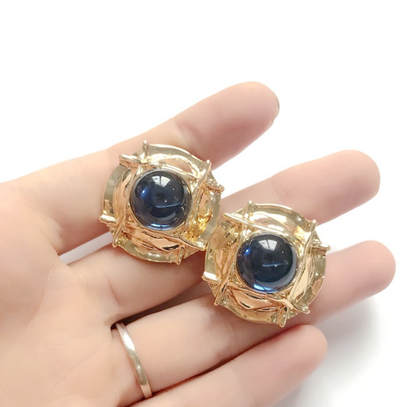 European and American retro real gold ear clip earrings foreign trade jewelry wholesale blue white pearl ear clip real gold earrings