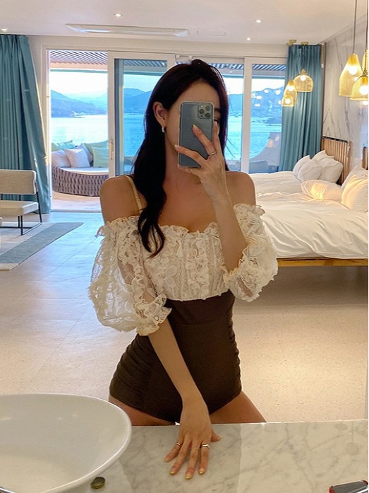 2026 New French Lace Off-Shoulder One-Piece Swimsuit for Women, Slimming, Tummy-Concealing, Conservative, Vacation, Cross-Border Foreign Trade Swimwear