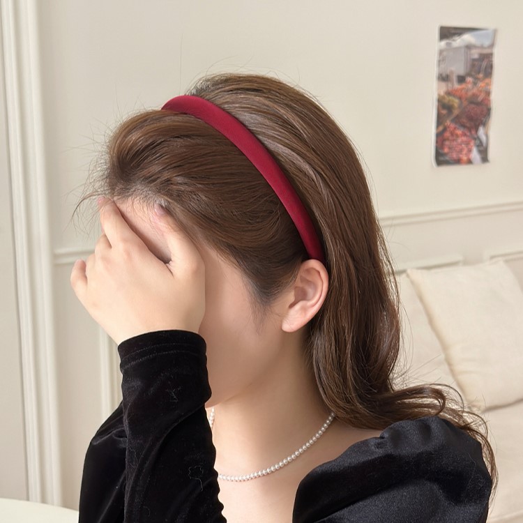 Autumn and Winter Ancola Red Velvet Thin Headband Women's 2024 New High-end Western Style High Cranial Top Headwear Headband