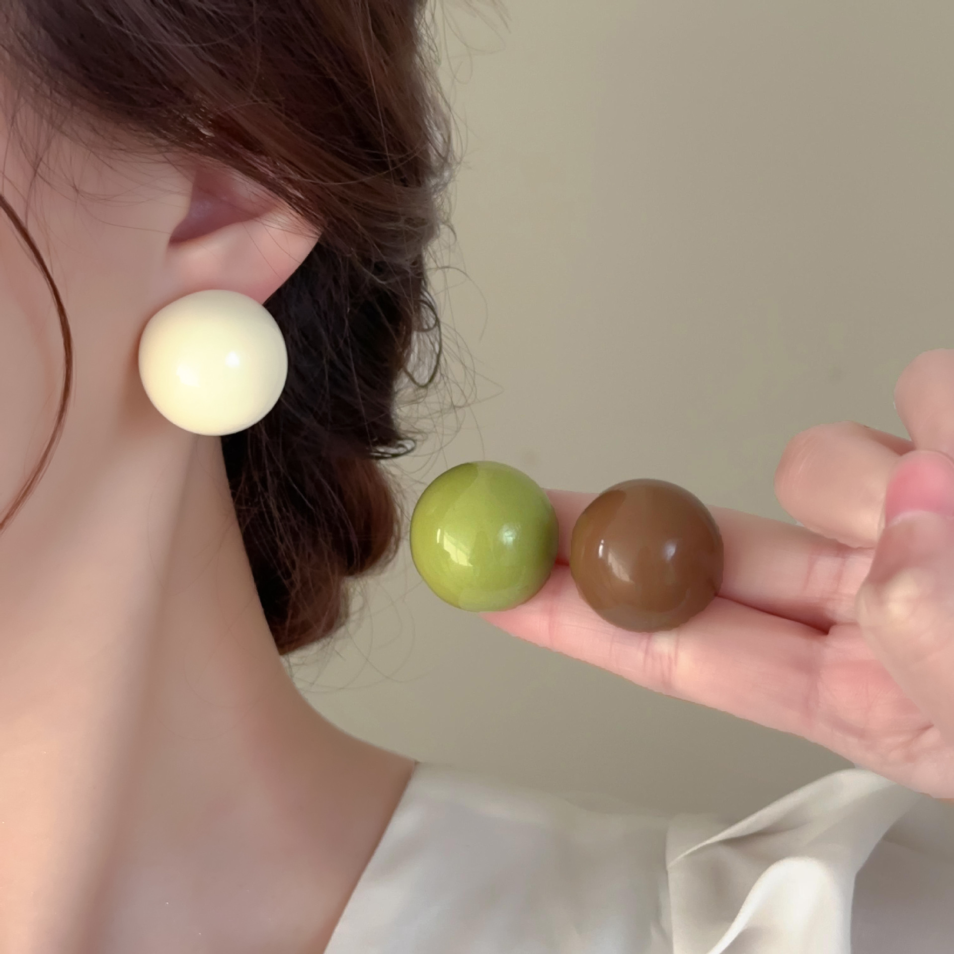 Colorful Doudou Earrings for Women Dopamine K-Style Exaggerated Earrings Small Fresh Earrings Niche Design Earrings