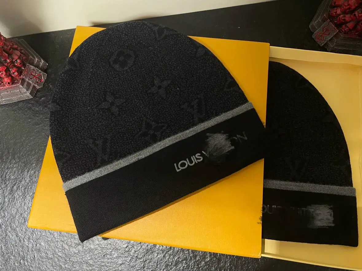 Louis Vuitton Monogram Beanie Black
