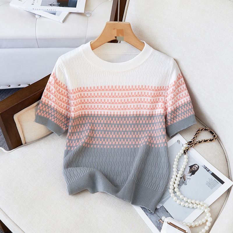 Summer 2024 New Retro Gradient Striped Short-sleeved T-shirt Stynew Ice Silk Knitted Slimming Niche Top for Women