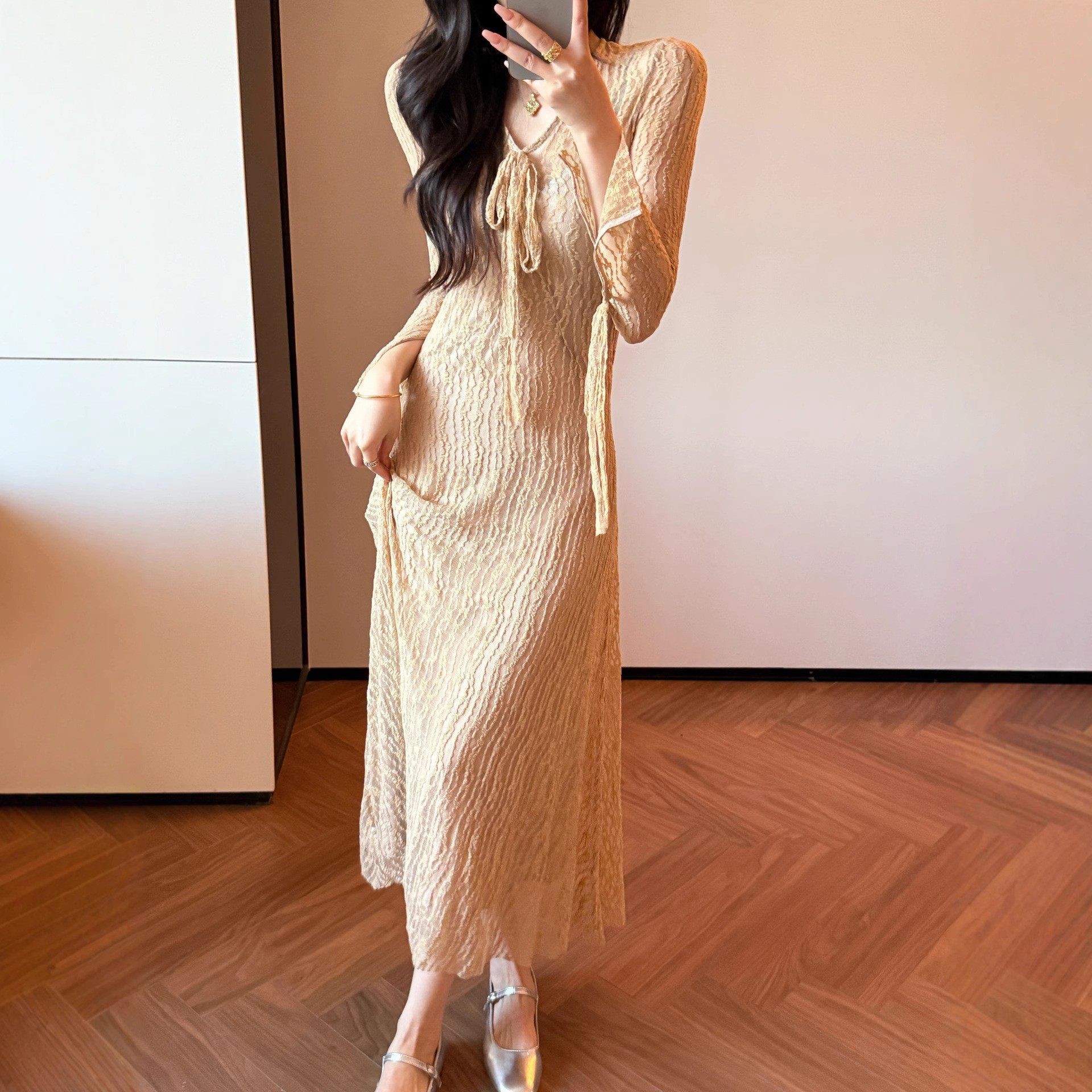 French High-End Lace Long-Sleeved Dress with Straps for Women 2026 Spring and Autum New Slim-Fitting Elegant Mid-Length Skirt