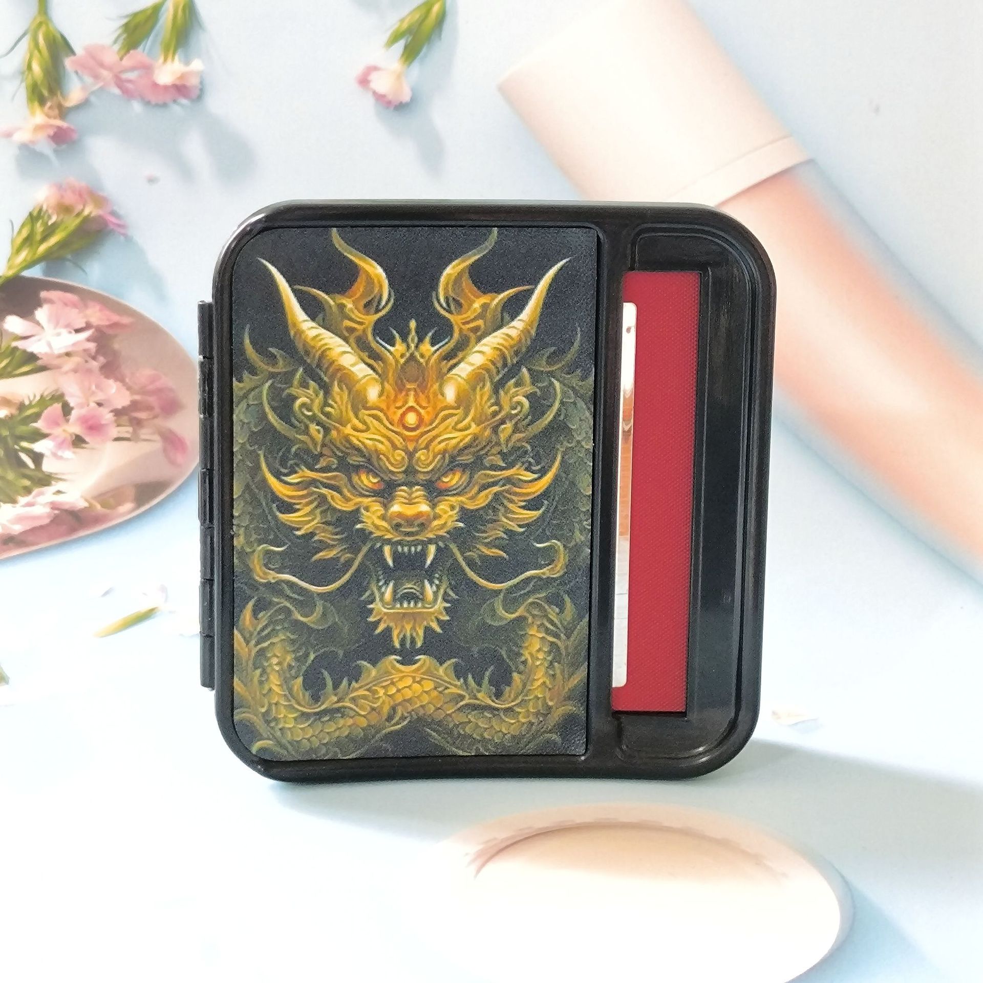 Cross-border foreign trade supply cigarette metal shell pressing cigarette easy to carry can hold tobacco paper