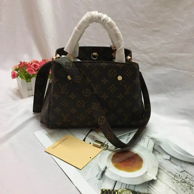 Louis Vuitton Montaigne