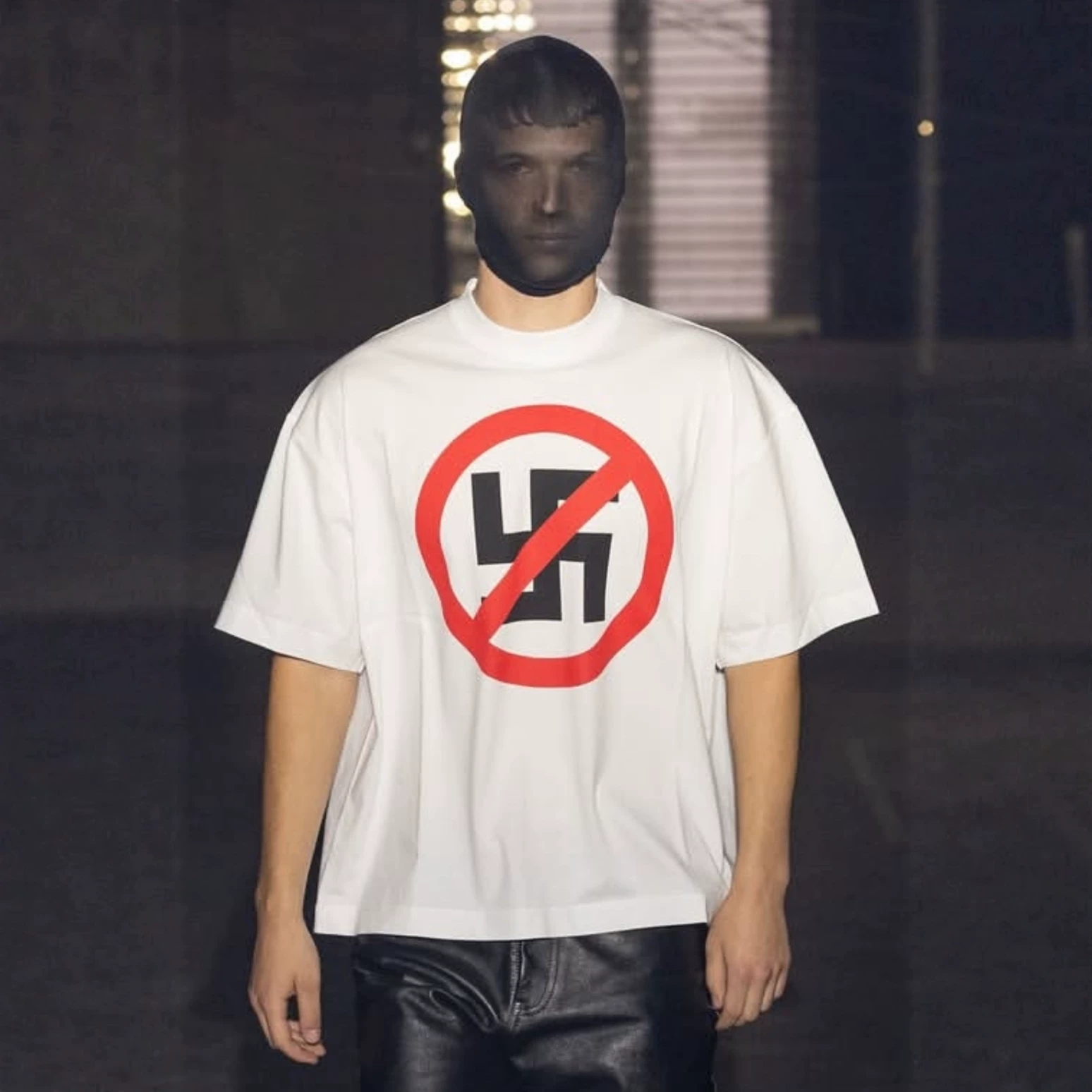 High version vet Paris style 25 new runway style letter printed logo men's and women's loose short sleeved T-shirt
