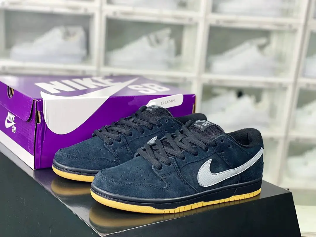 New VT Dunk 黑灰BQ6817-010