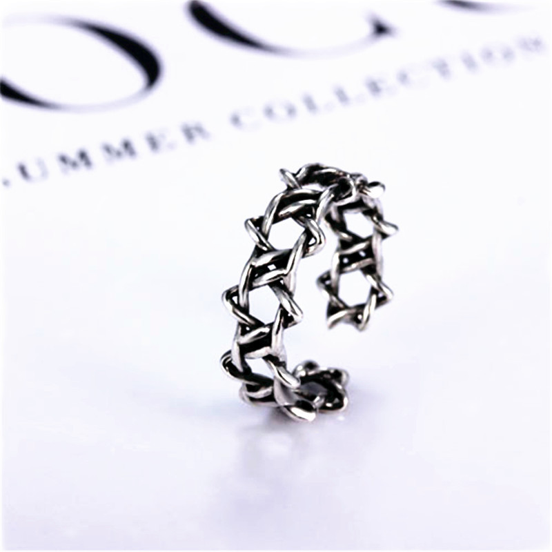Ladies Thai Silver Ring Factory Five-pointed star woven ring a generation of old jewelry fashion European and American jewelry ring