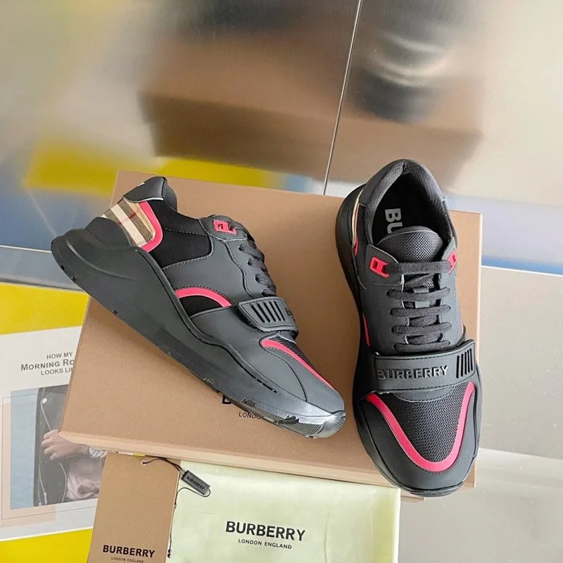 b.urberry休闲鞋 QC-Foto von WEIDIAN auf Qualit.ly