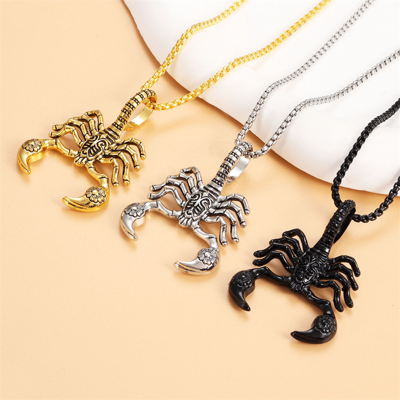 Longrui Cross-Border Best-Selling Star Hip-Hop Hollow Retro Titanium Steel Necklace Trendy Men's Stainless Steel Chain Scorpion Necklace