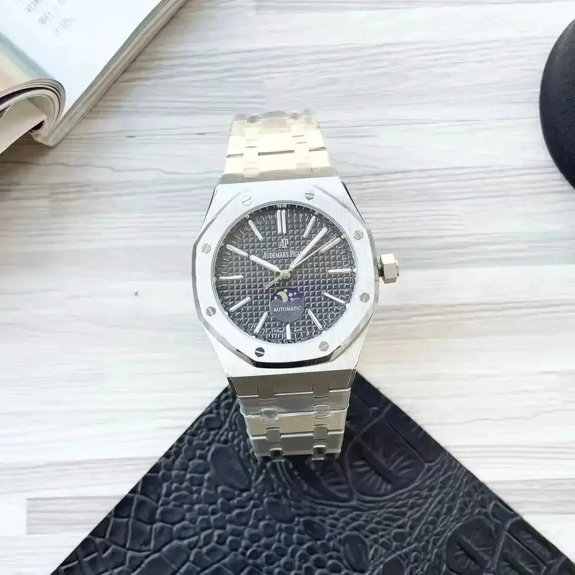 A*腕表镀膜玻璃（尺寸：42mm*14mm）