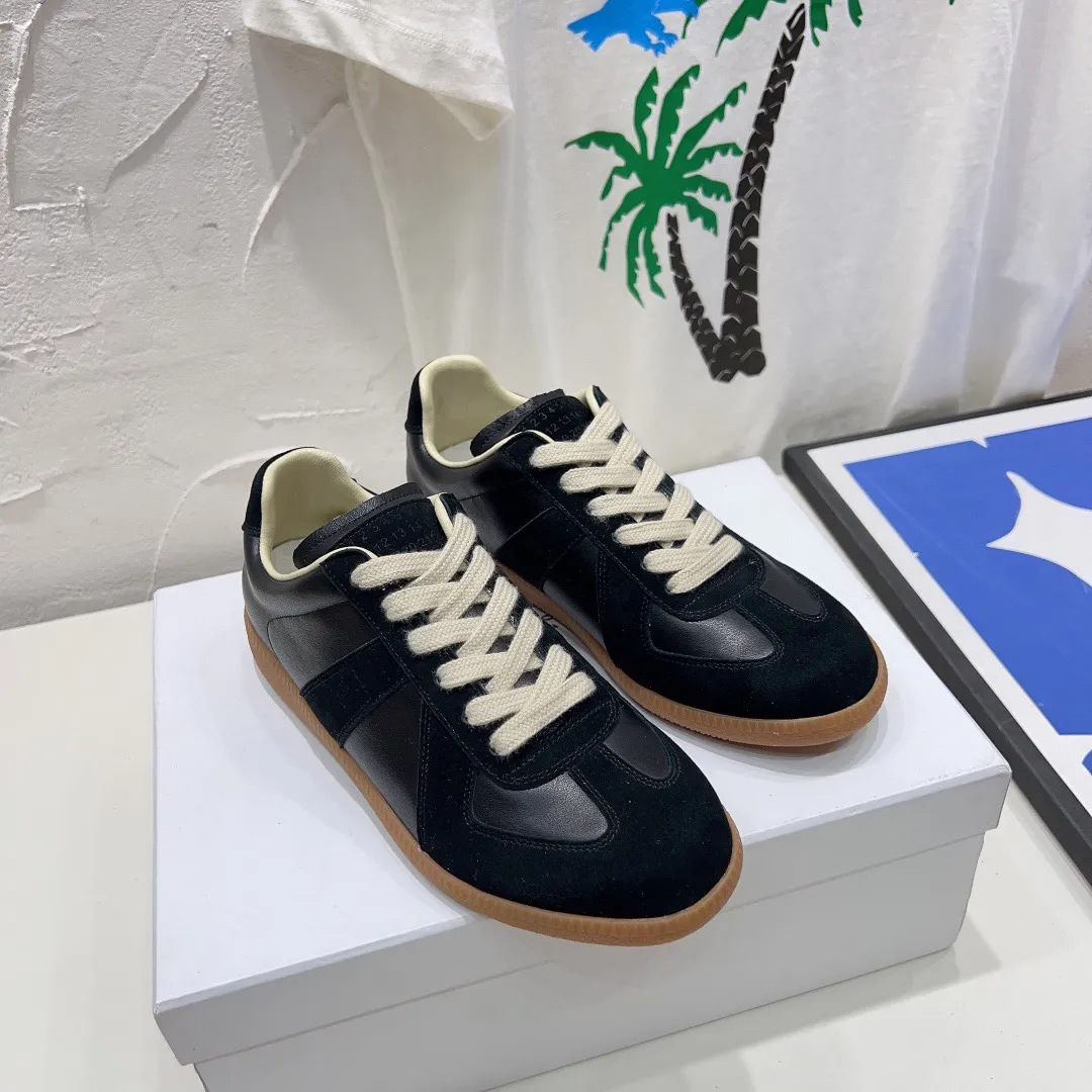In-Stock 25 New High Version Cowhide Retro German Training Shoes Unisex White Shoes Genuine Leather Couple Versatile Sneakers