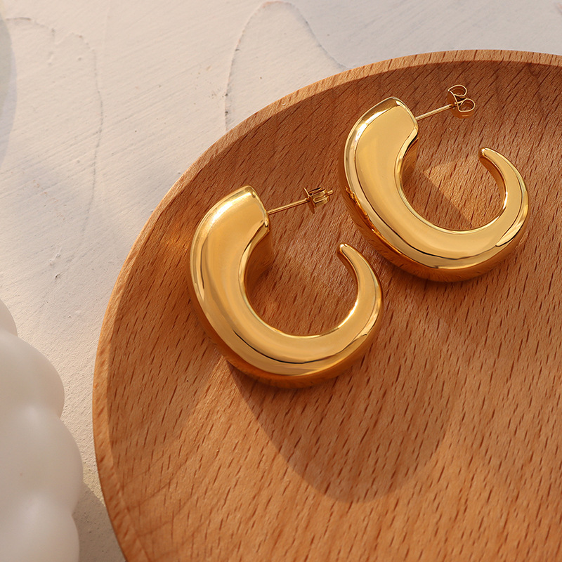 French ins style jewelry simple temperament geometric C- type earrings cross-border titanium steel 18K gold all-match Non-fading earrings
