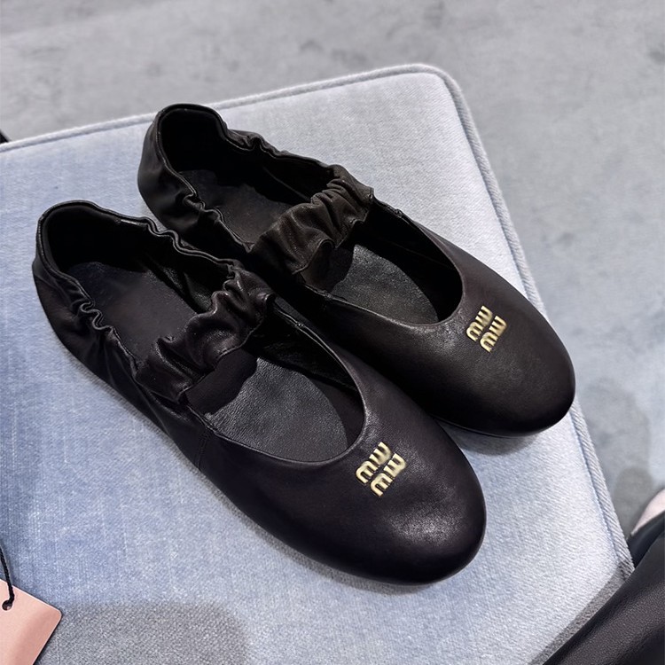 2025 New Miu Soft Leather Pleated Ballet Flats for Women Niche Versatile Round Toe Mary Jane Flats Small Leather Shoes Foto QC de 1688 na Qualit.ly