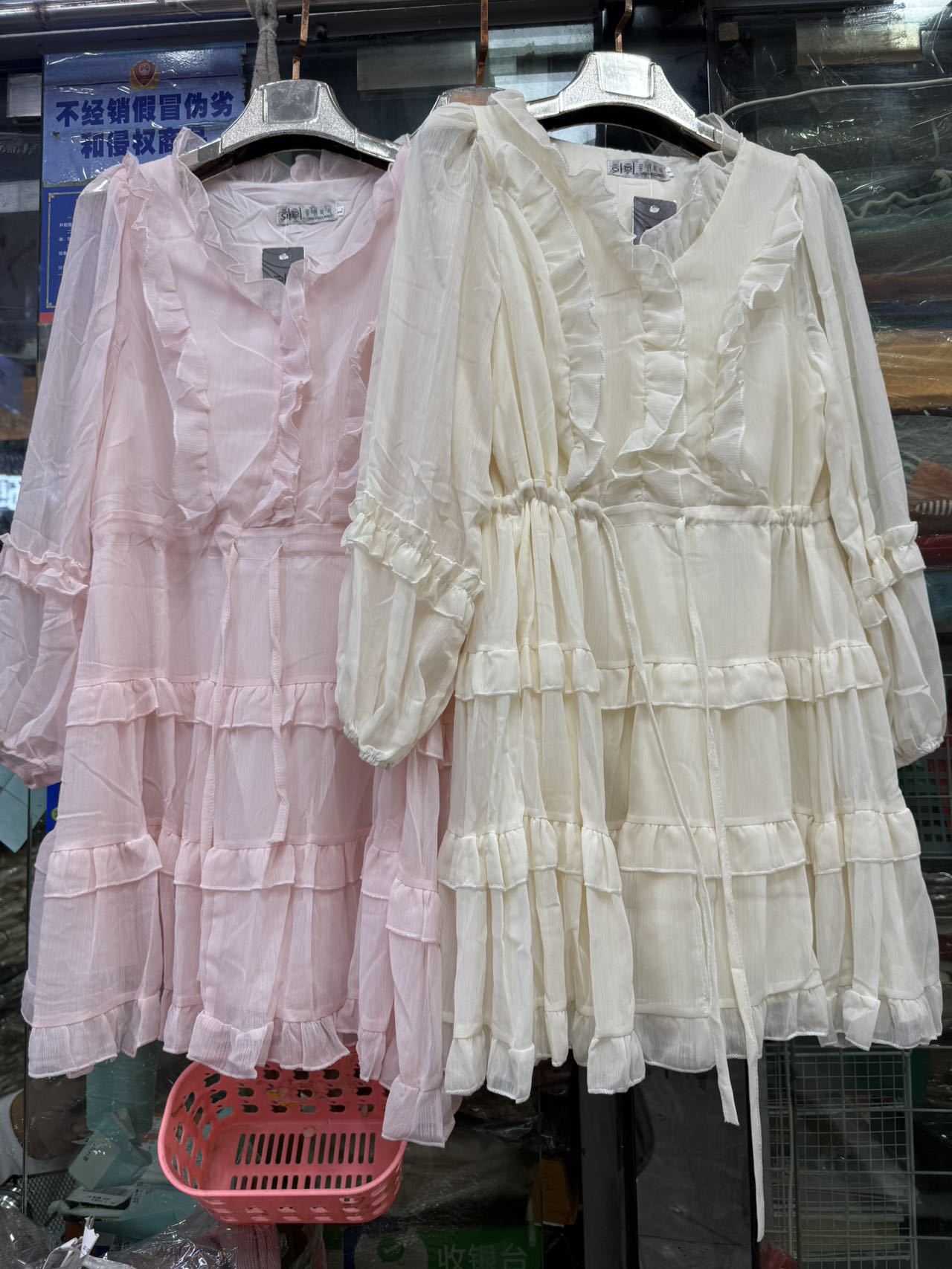 2026 Spring and Autumn New Holiday Waist-Cinching Dress, Forest Style Long Sleeve Slimming Layered Dress with a Super Fairy-Like Design