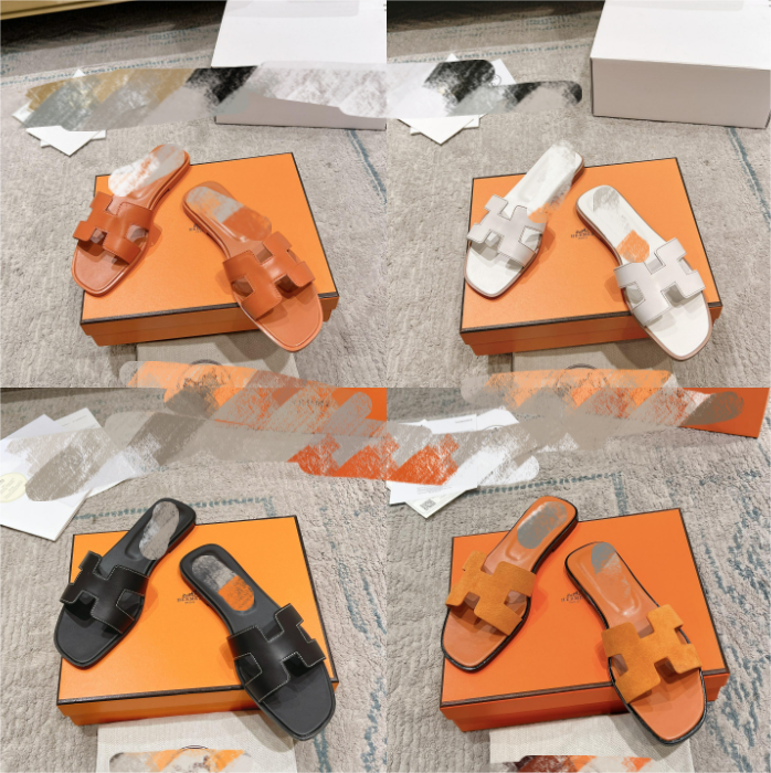 HERMES Oran sandals
