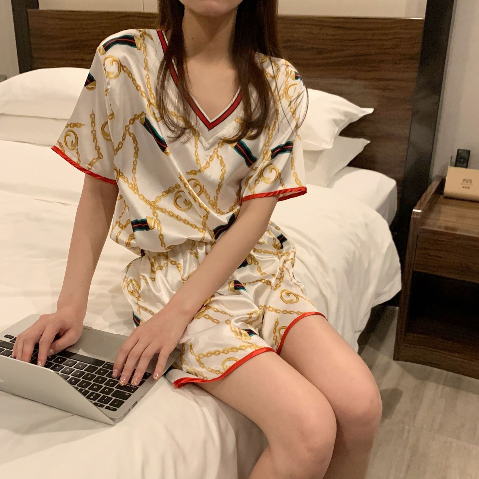 Pajamas women's summer short-sleeved Ice Silk sexy summer women's thin plus size home wear two-piece V-neck shorts suit