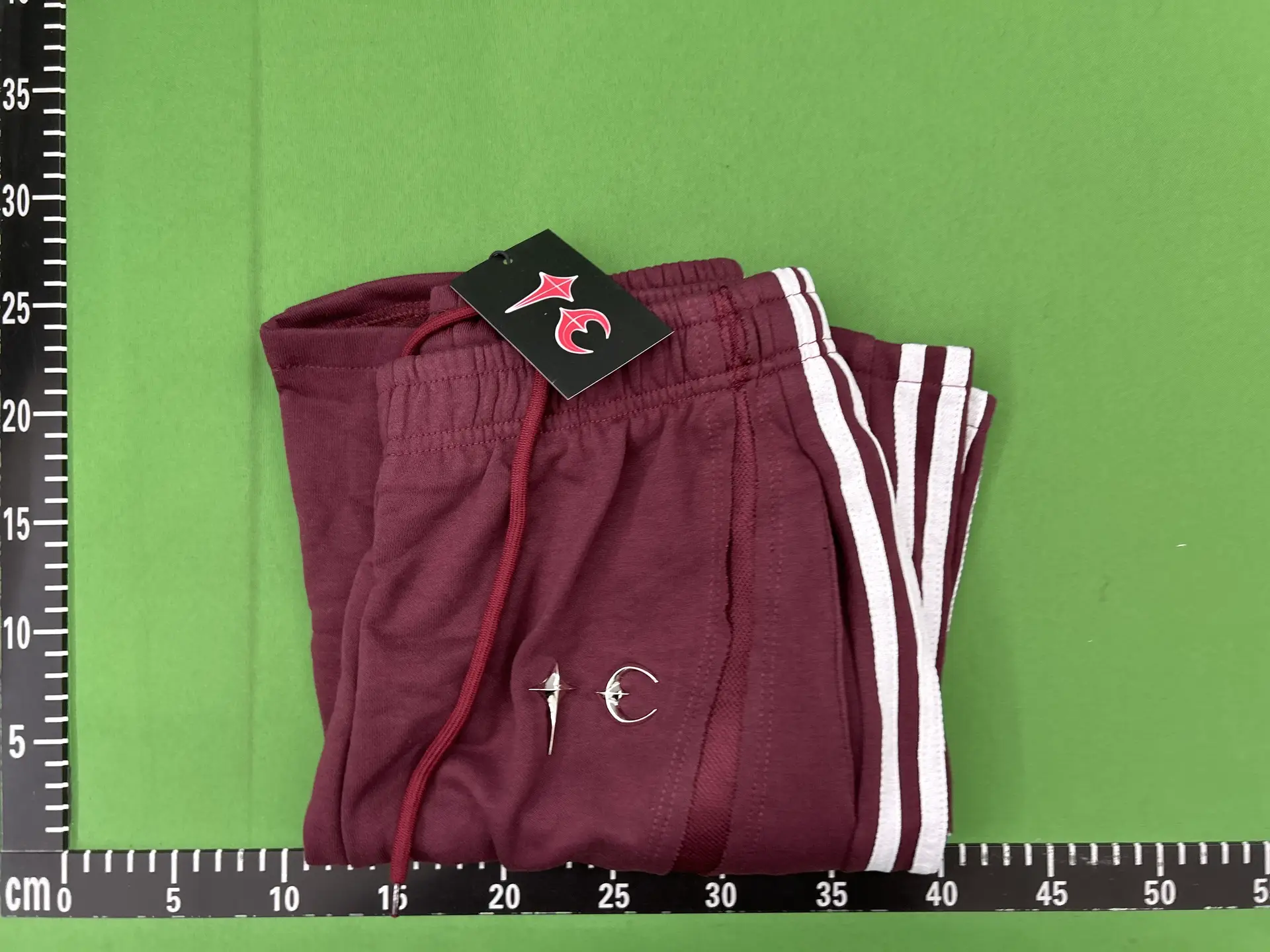 Star and Moon Logo Embroidery Fashionable Casual Simple Sports Shorts
