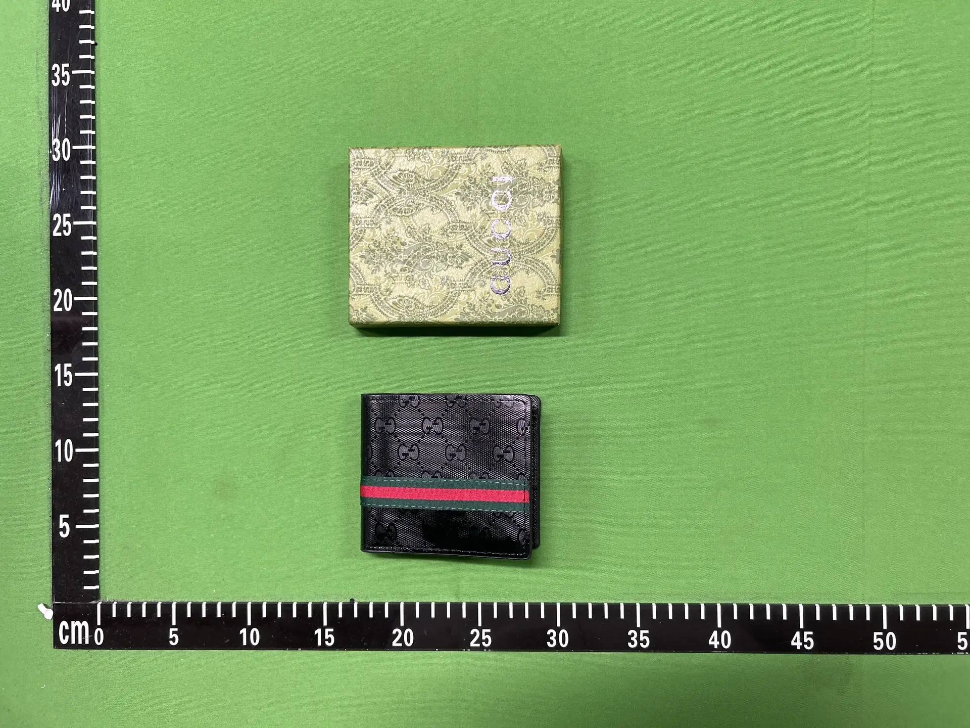 Gucci GG Supreme Wallet Black