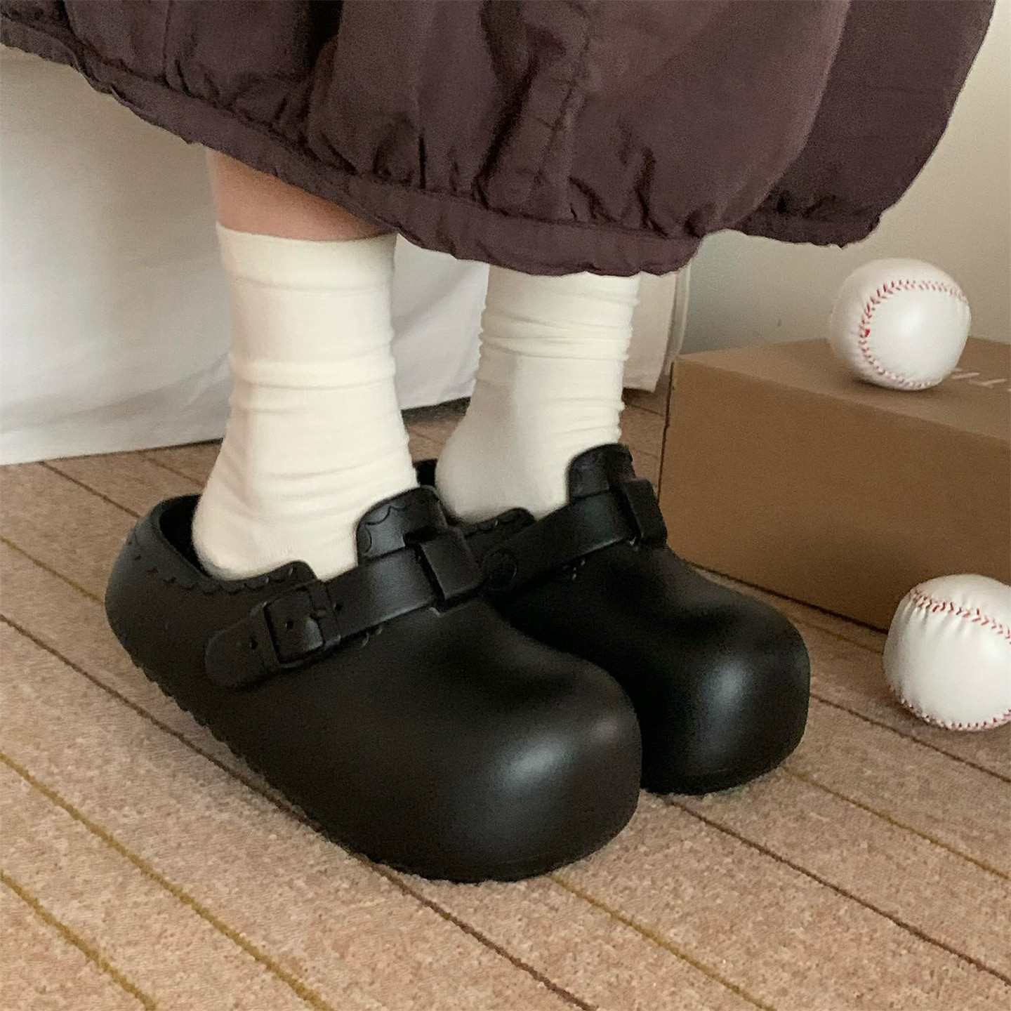 Fashionable and Cute Round-Toe Waterproof Women's Thick-Soled Clogs, New Birkenstock-Style Closed-Toe Casual Outdoor Summer Mules
