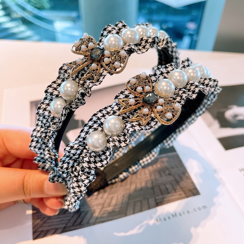 French Style Fashionable Retro Style Elegant Sponge Hair Hoop Simple Personality Rhinestone Butterfly Internet Celebrity All-match Hair Pressure Head Hoop for Women